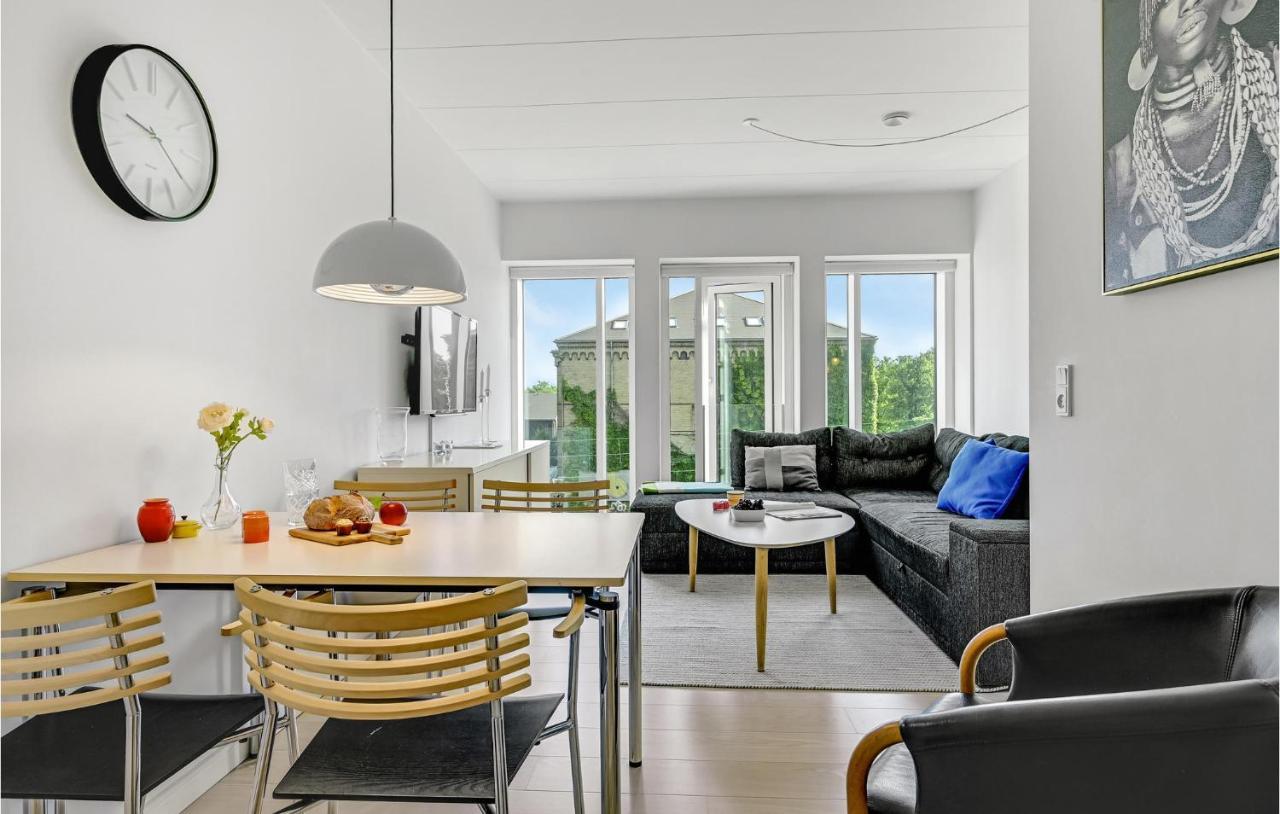 Apartment Gorgeous In C With Wifi