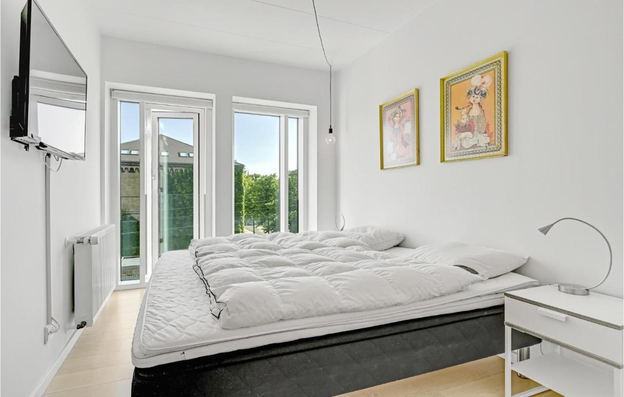 Apartment Gorgeous In C With Wifi